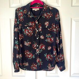 Ann Taylor button up blouse size XS
